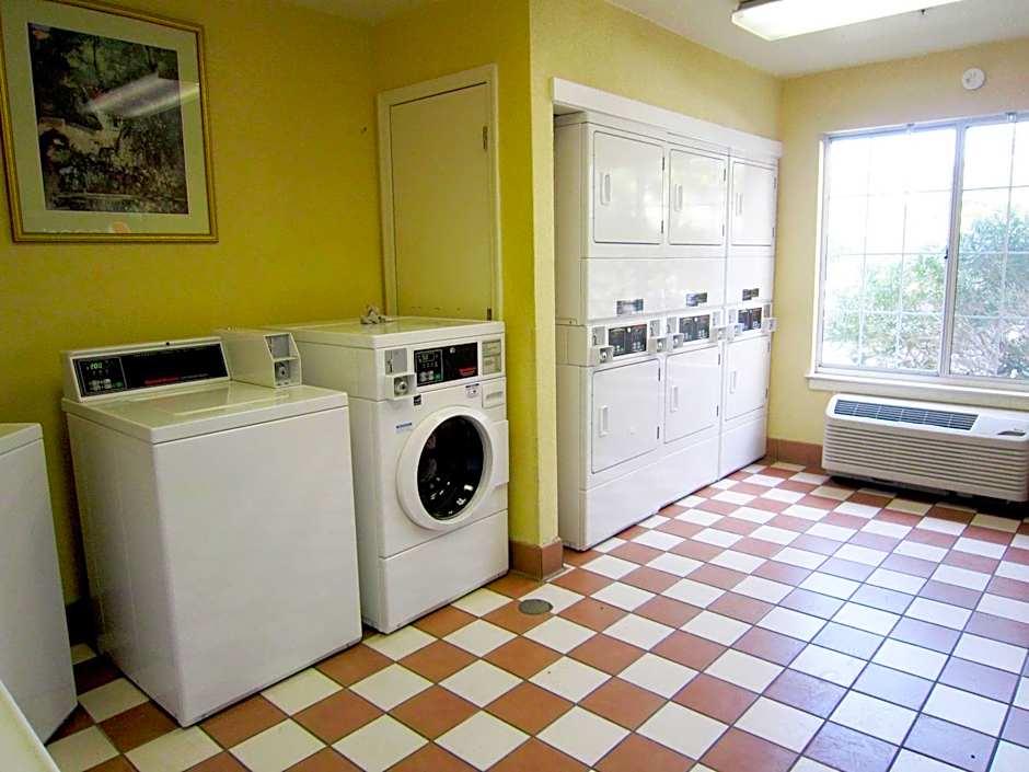 Extended Stay America Suites - Clearwater - Carillon Park