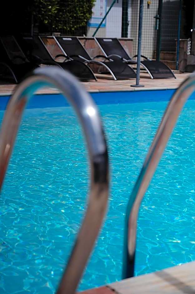 Logis Hôtel Le Bellevue