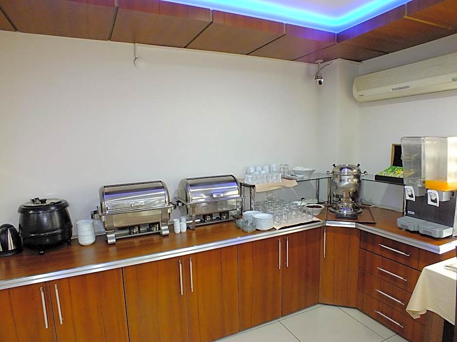 Lifos Hotel