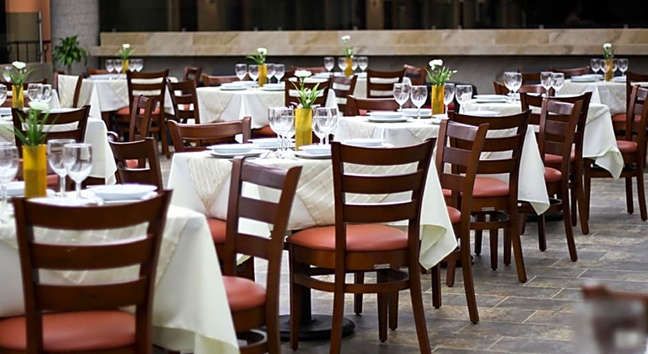 Hotel Ecce Inn
