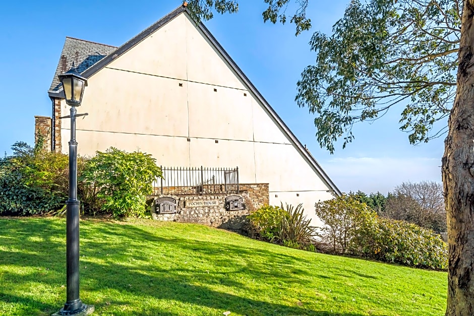 Pochin House Collections