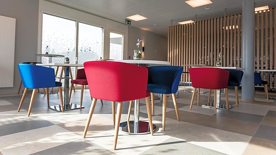 Holiday Inn Express Luzern-Neuenkirch By IHG