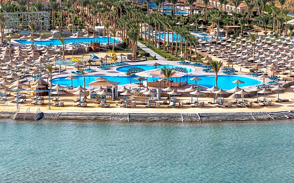 SUNRISE Le Jarden Resort