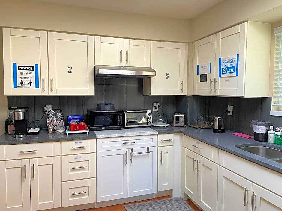 Orchid House near Vancouver YVR Airport