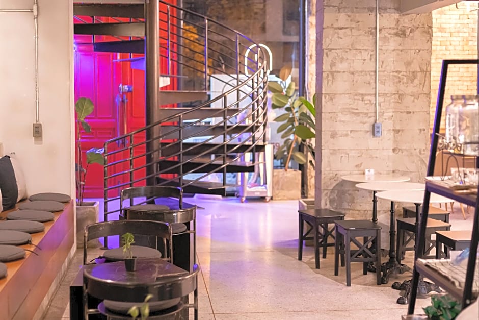 The Singha Hotel - Korat