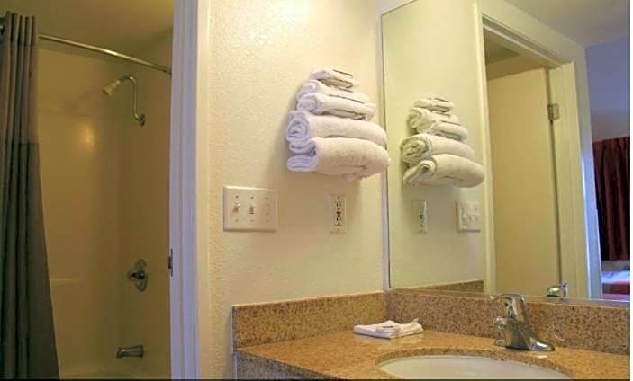 Motel 6-Enfield, CT - Hartford