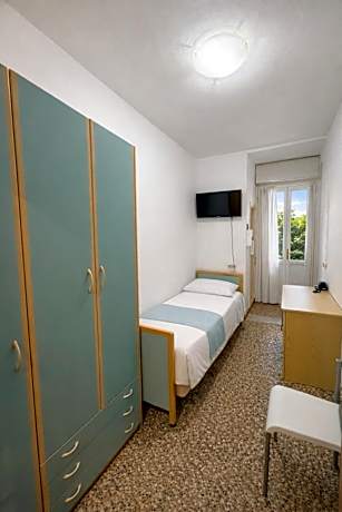 Budget Single Room