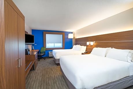 Queen Room with Two Queen Beds - Hearing Access - Non-Smoking