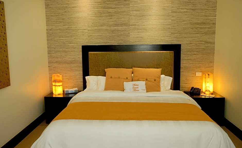 Photo 1 of 8 of Standard Suite