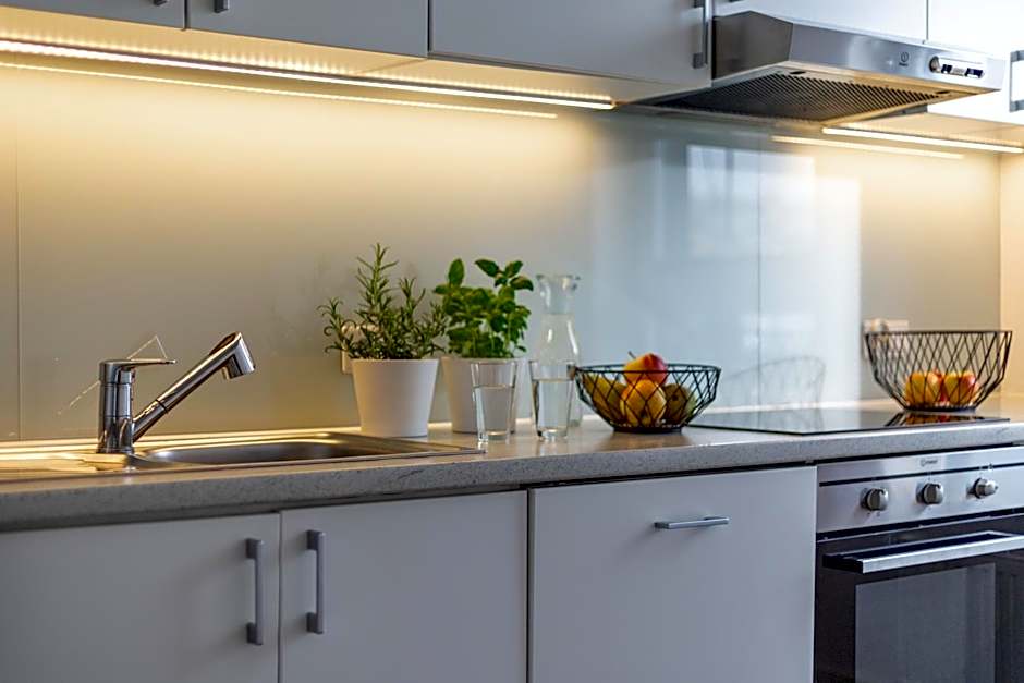 Deluxe Apartments by The Railway Station Wroclaw - parking w cenie