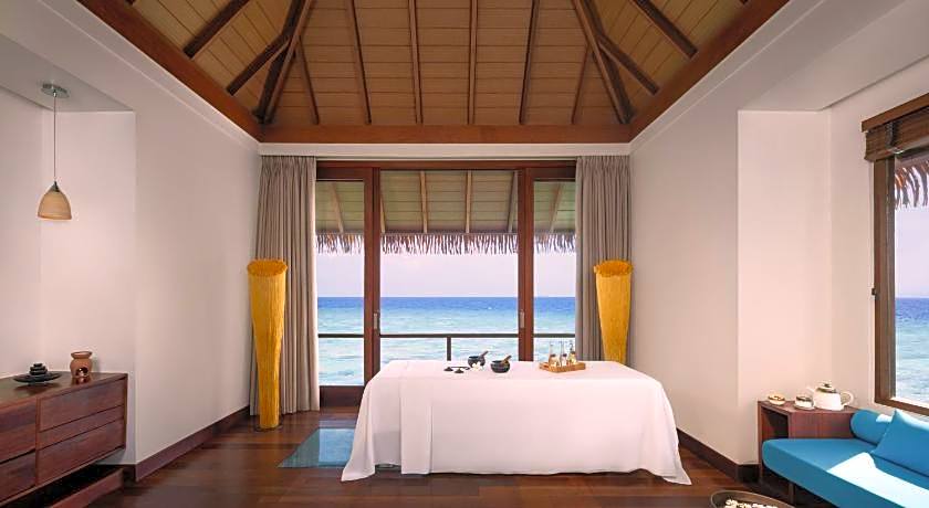 Heritance Aarah - Premium All Inclusive - 40 Minutes away from Male by Seaplane