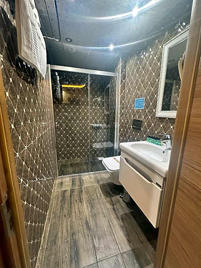 Maranda Suit Hotel