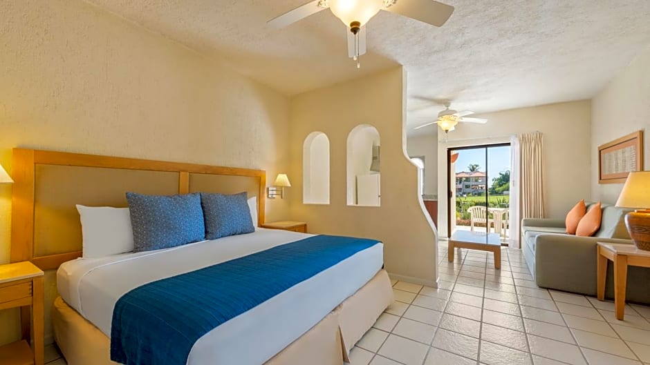 Park Royal Homestay Los Cabos
