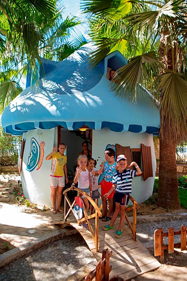 Miarosa İncekum Beach