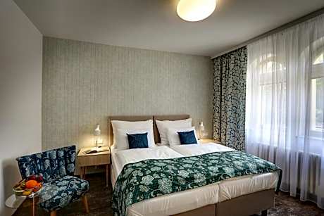 Budget Twin Room