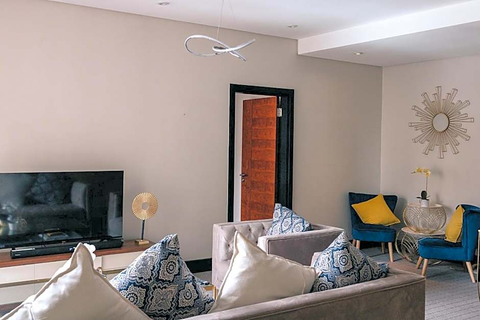 Raphael penthouse 205