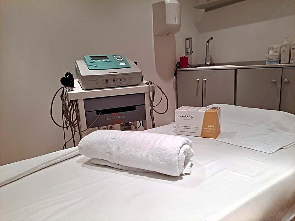 Aparthotel Monarque Sult