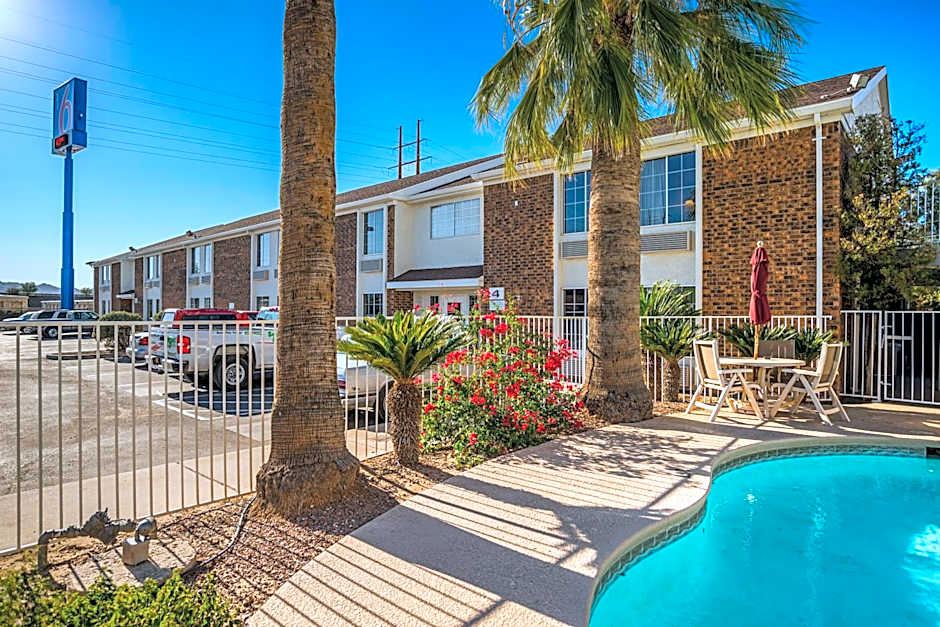 Studio 6 Tucson, AZ - North