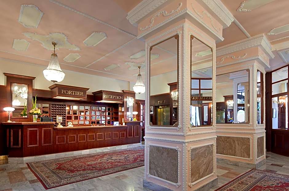 Hotel Excelsior