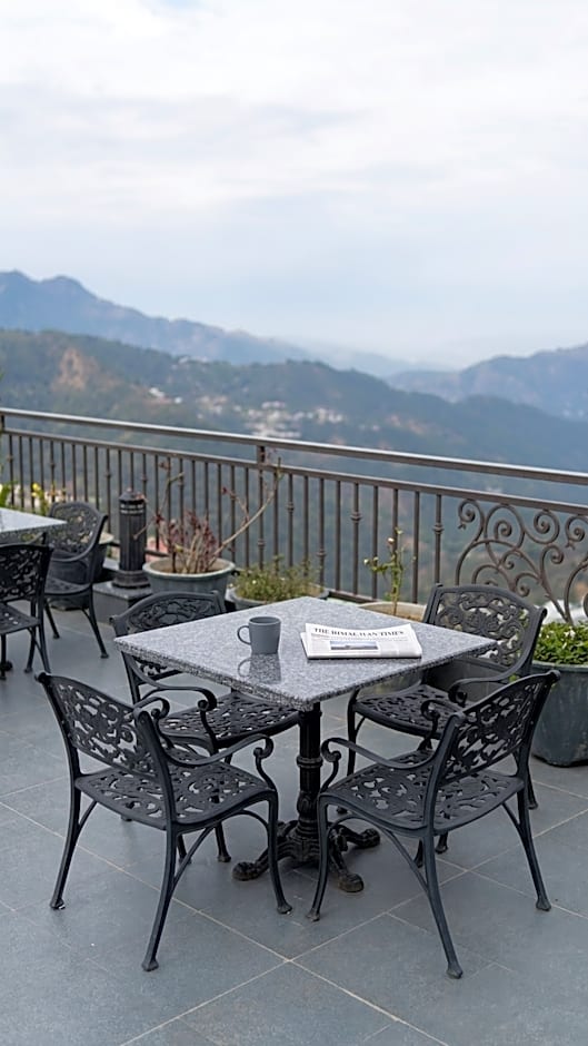Chail Residency