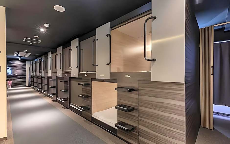 Tabist CapsuleHotel APODS Himeji Station