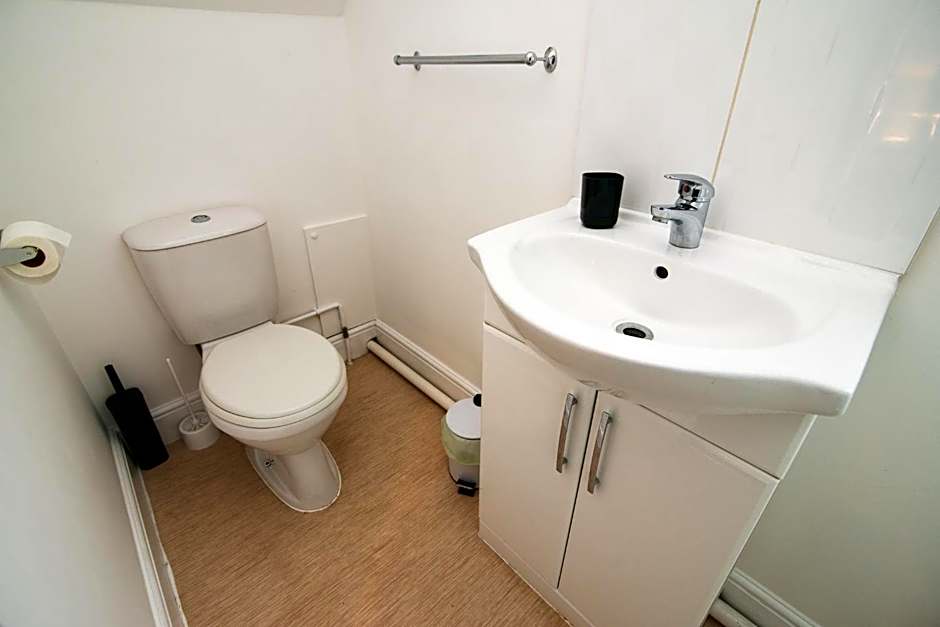 The Linden Leaf Rooms