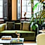 Sapphire House Antwerp, Autograph Collection