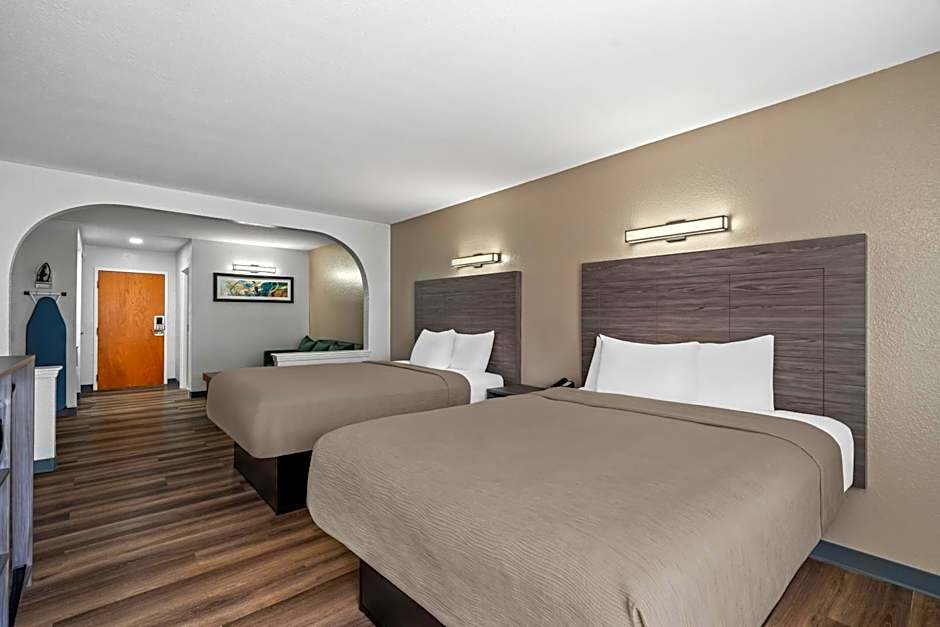 Quality Inn & Suites Biloxi - Ocean Springs