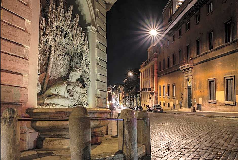 Luxury Rooms H 2000 Roma