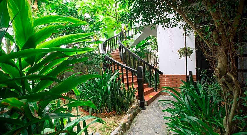 East West Villas Hoi An