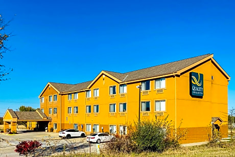 Quality Inn & Suites Bethany