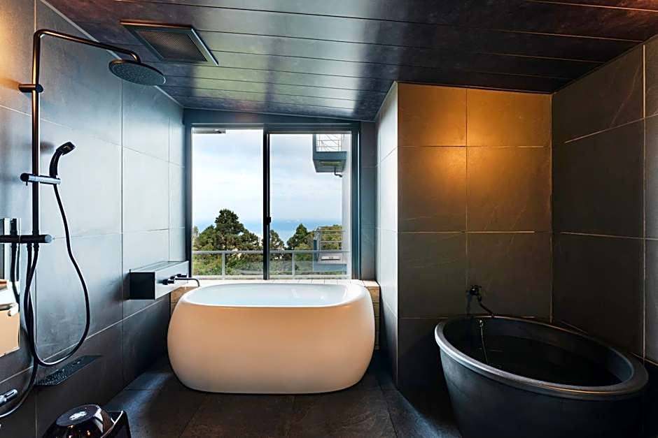 Photo 1 of 1 of Quadruple Room with Private Bathroom