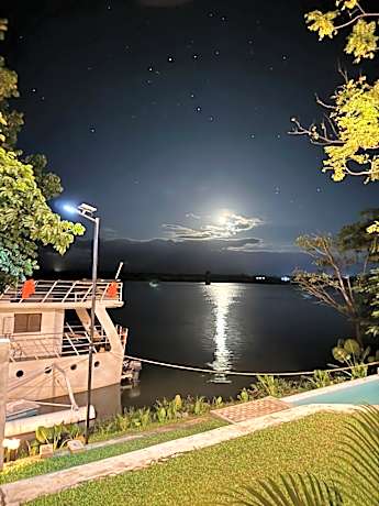 Waters Edge By Serendib