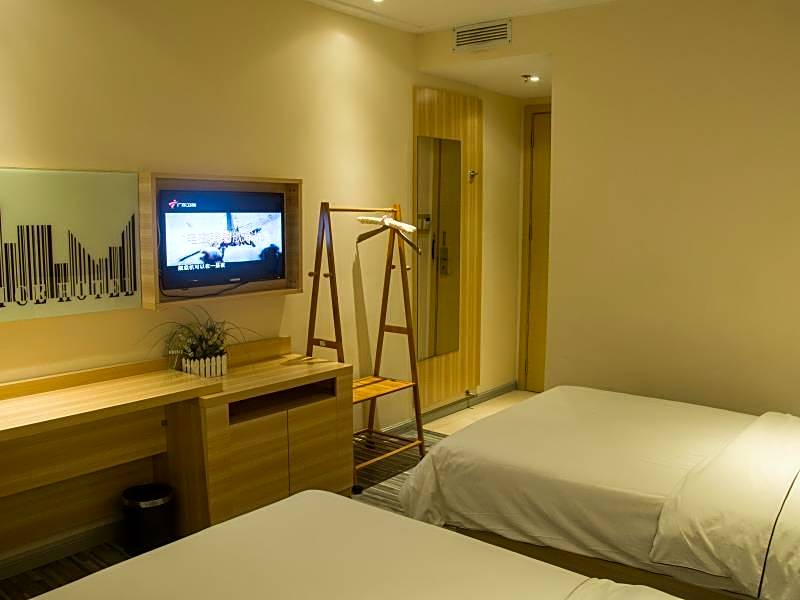 Denise Hotel Apartment(Shangxiajiu Branch)