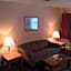 MacThrift Motor Inn