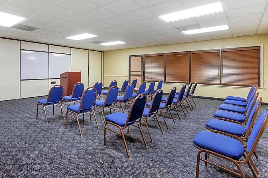 Comfort Inn Aikens Center