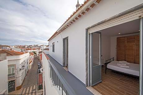 A37 - Casa Alferes in Downtown Lagos