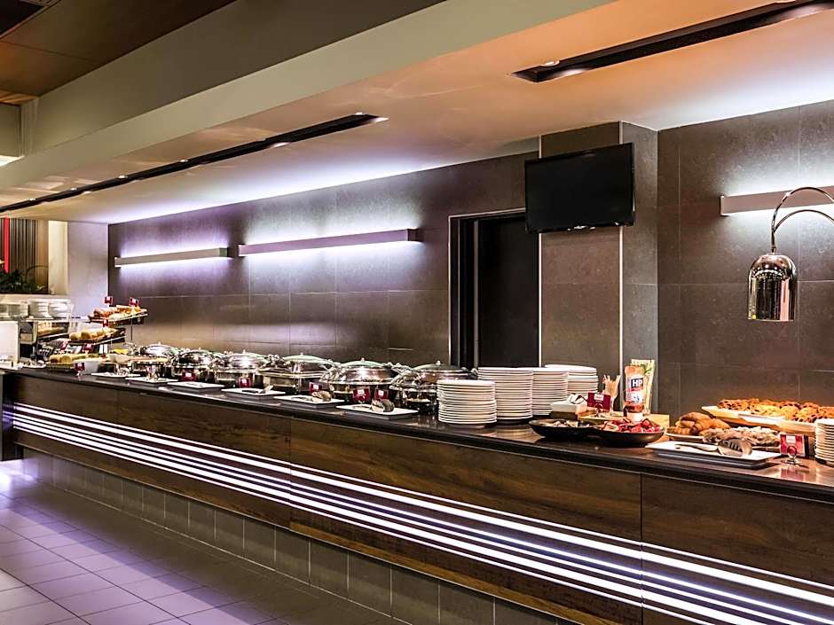 Mercure Sydney Liverpool Hotel