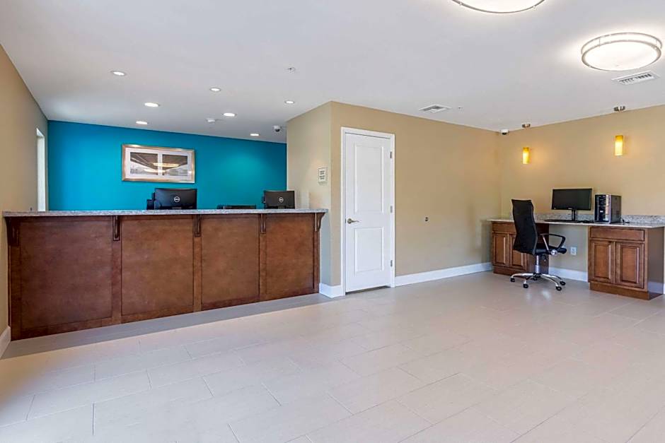 Econo Lodge Inn & Suites North Little Rock