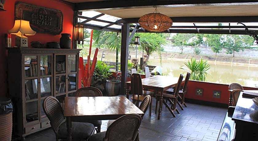 The Riverside Guest House