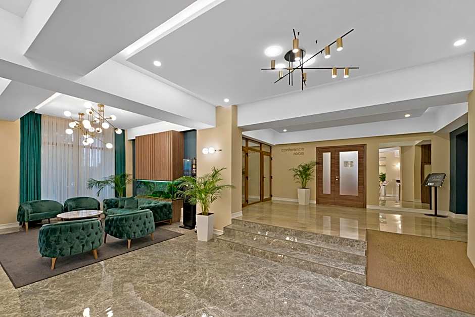 Oxford Hotel & Conference Center