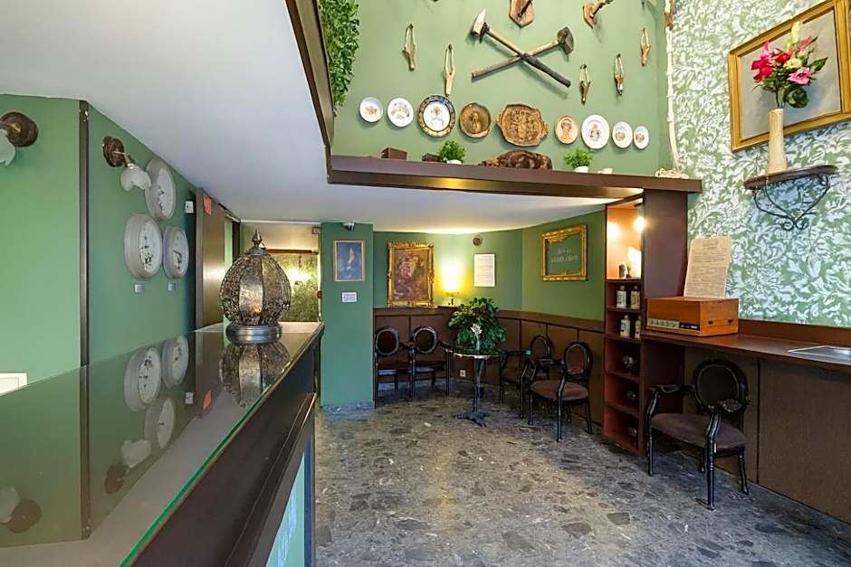 Walled off Hotel Paris