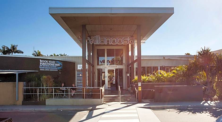 Villa Noosa Hotel