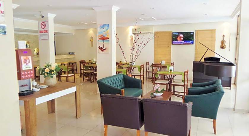 Kleopatra Carina Hotel