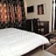 Dreamland Suites