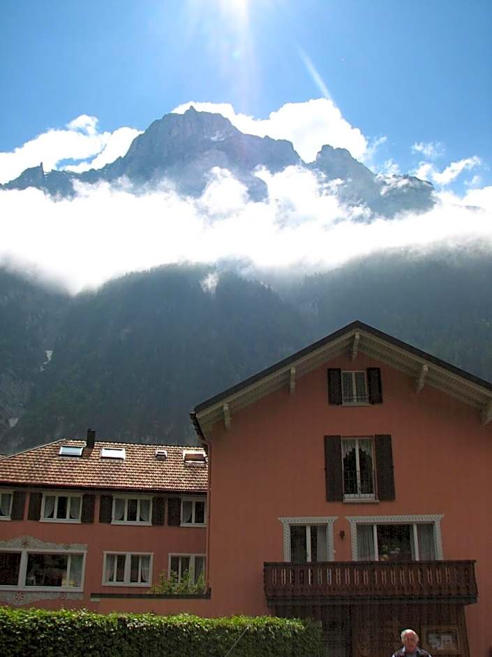 Tamina Hotel