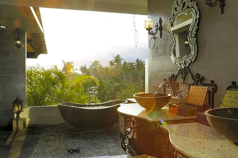 Villa Delmara At Balian Beach