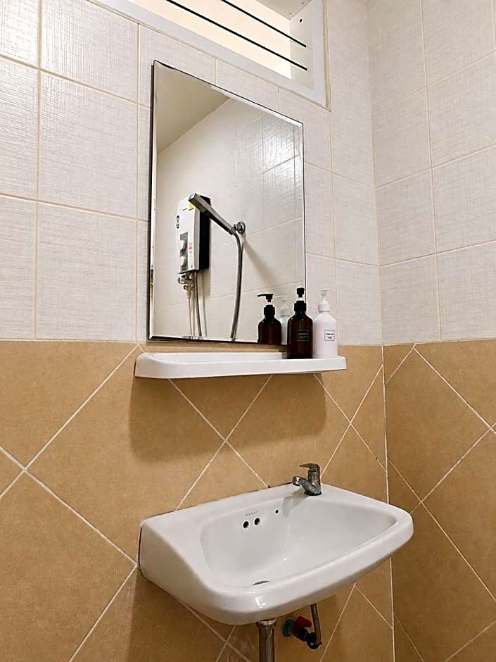 K2 Seaside Suites