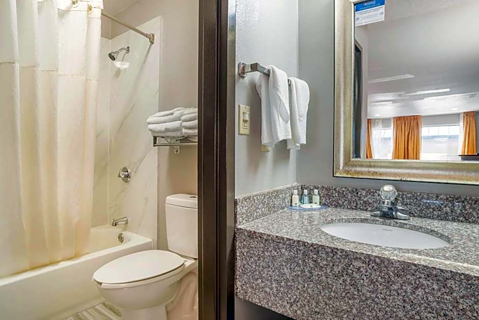 Quality Inn Simpsonville-Greenville