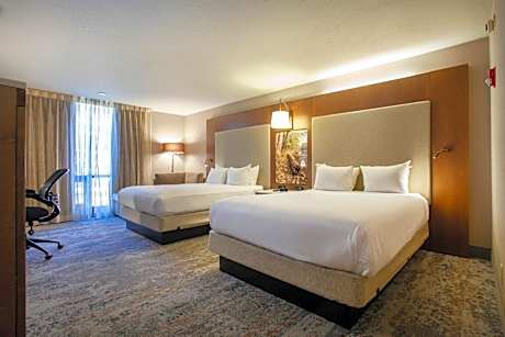 Queen Room with Two Queen Beds and Roll-In Shower - Disability Access/Non-Smoking